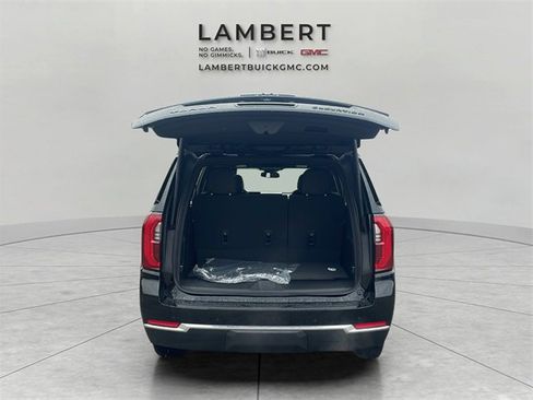 New 2026 GMC Yukon Elevation image 9