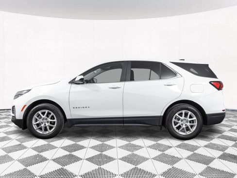 Used 2024 Chevrolet Equinox LT FWD image 14