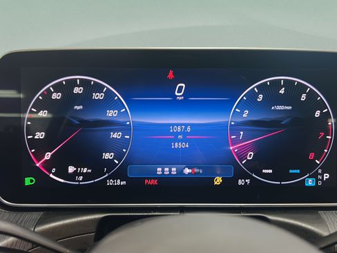 Used 2025 Mercedes-Benz C 300 Sedan image 28