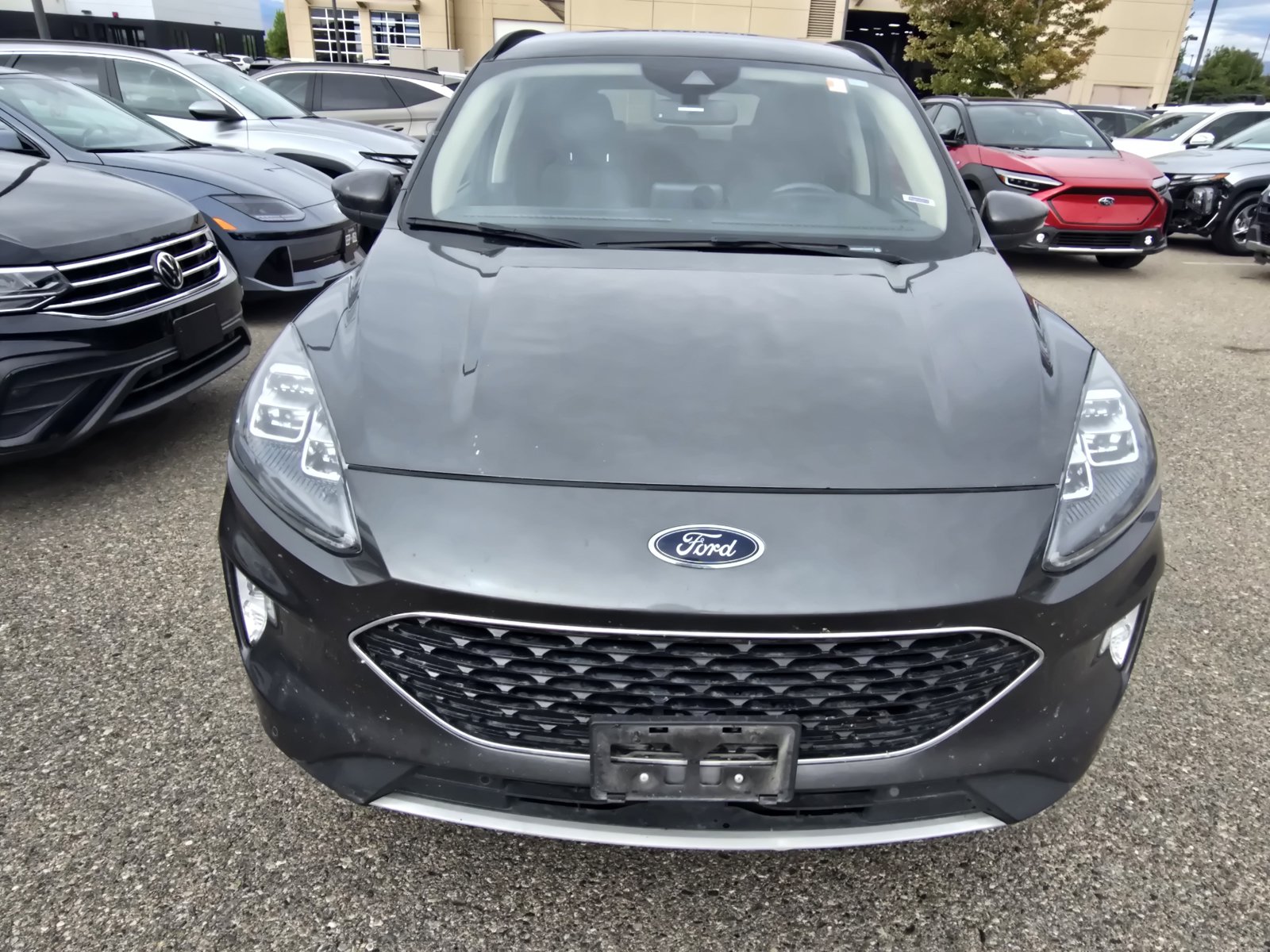 Used 2020 Ford Escape Titanium AWD/4WD image 19