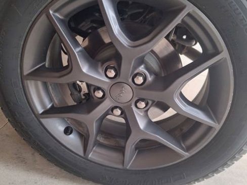 Used 2019 Jeep Grand Cherokee Limited X image 14