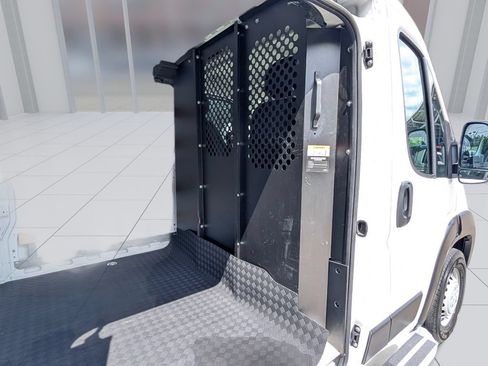 Used 2025 RAM ProMaster 2500 w/ U-Haul Equipment Group FWD image 12