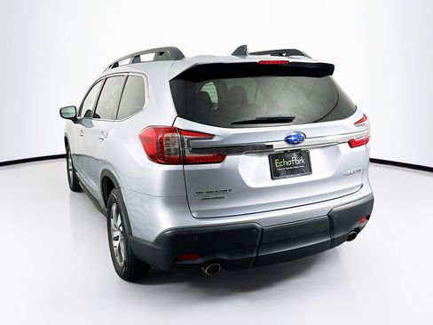 Used 2024 Subaru Ascent Premium w/ Convenience Package image 5