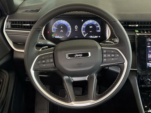 New 2026 Jeep Grand Cherokee L Laredo RWD image 11