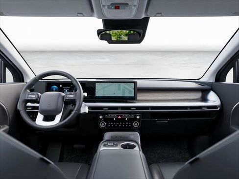 New 2026 Hyundai Ioniq 9 SEL w/ Tow & Go Package AWD/4WD image 11