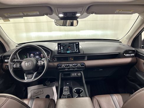 Used 2023 Honda Pilot Elite image 19