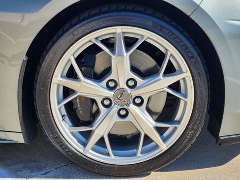 Used 2023 Chevrolet Corvette Stingray Premium Conv w/ Z51 Performance Package image 9