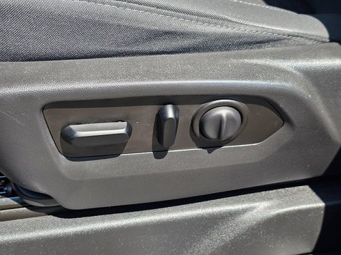 Used 2020 GMC Sierra 1500 Elevation w/ Elevation Value Package AWD/4WD image 22