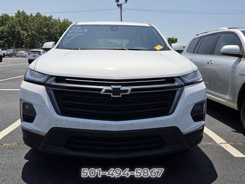 Used 2023 Chevrolet Traverse LS w/ Midnight/Sport Edition FWD image 6