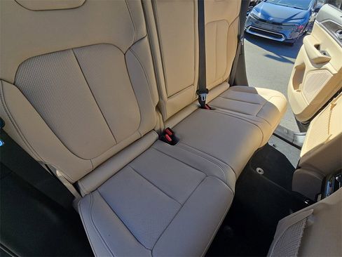 New 2025 Jeep Grand Cherokee Limited image 11