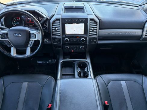 Certified 2019 Ford F350 Platinum w/ Platinum Ultimate Package image 3