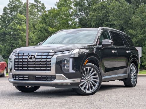 Used 2024 Hyundai Palisade Calligraphy AWD/4WD image 4