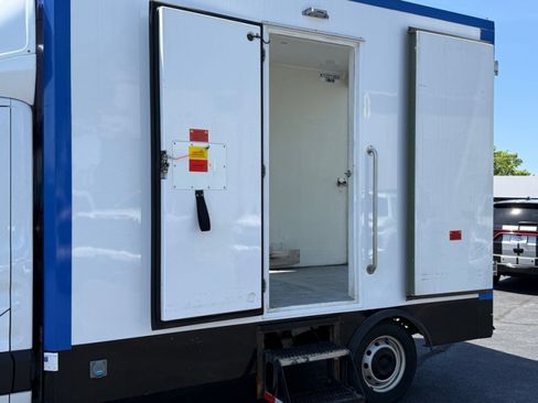 Used 2023 Ford Transit 350 w/ Upfitter Package RWD image 30