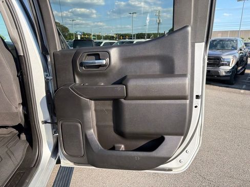 Used 2021 Chevrolet Silverado 1500 Custom AWD/4WD image 20