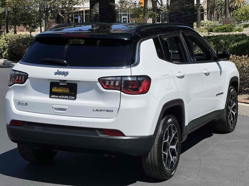 Used 2025 Jeep Compass Limited AWD/4WD image 17