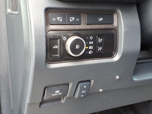 Used 2024 Ford F350 Lariat w/ Sport Appearance Package AWD/4WD image 27