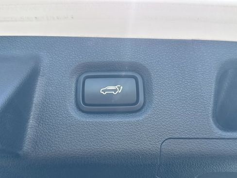 Used 2020 Hyundai Santa Fe Limited w/ Cargo Package FWD image 11