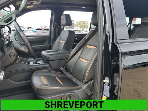 Used 2022 GMC Yukon XL AT4 image 20