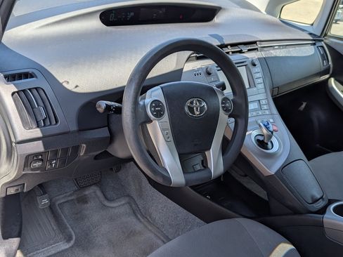 Used 2015 Toyota Prius Two FWD image 13