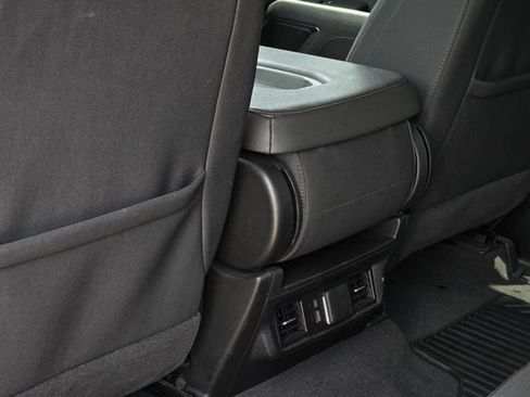 Used 2025 Chevrolet Silverado 1500 LT AWD/4WD image 37