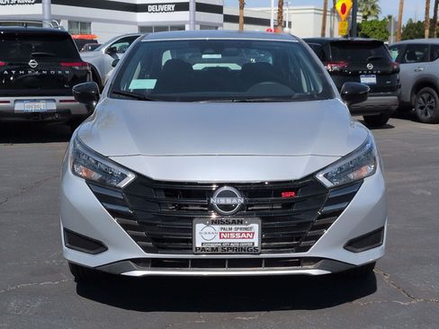 New 2025 Nissan Versa SR w/ Trunk Package FWD image 7