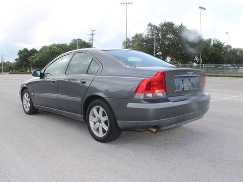Used 2003 Volvo S60 2.4 FWD image 6