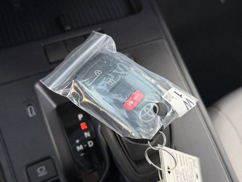 Certified 2026 Toyota Corolla Cross LE image 29