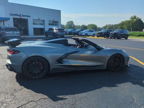 Used 2022 Chevrolet Corvette Stingray Preferred Conv w/ Z51 Performance Package RWD image 6