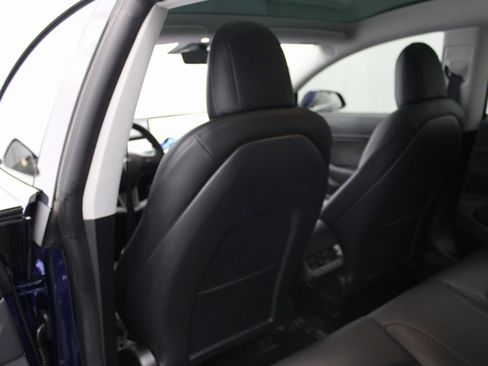 Used 2020 Tesla Model 3 Long Range image 17