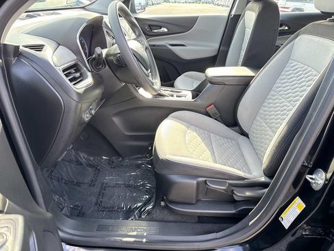 Used 2020 Chevrolet Equinox LS FWD image 24