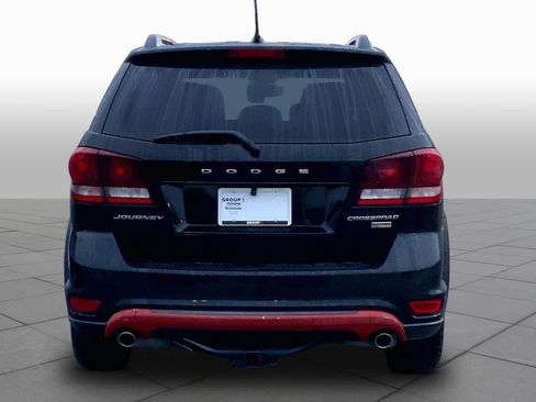 Used 2017 Dodge Journey Crossroad FWD image 5