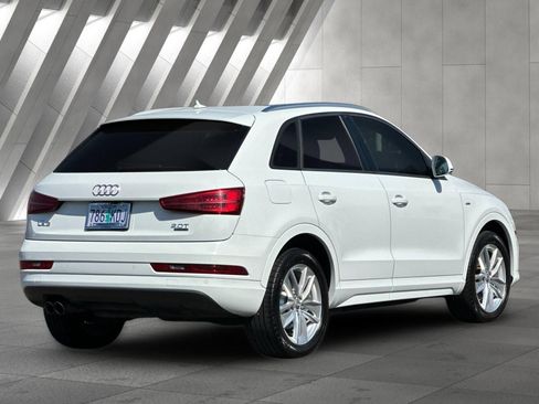 Used 2018 Audi Q3 2.0T Premium w/ Convenience Package AWD/4WD image 4