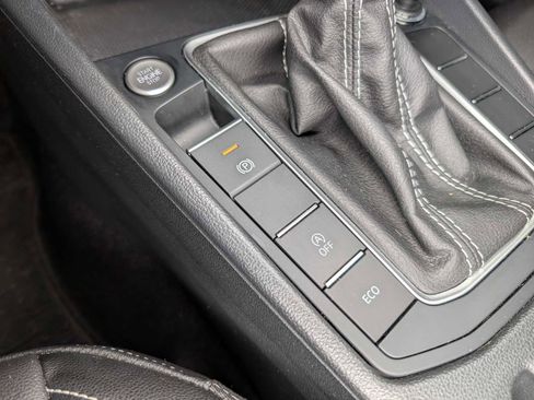 Used 2024 Volkswagen Jetta SE image 28