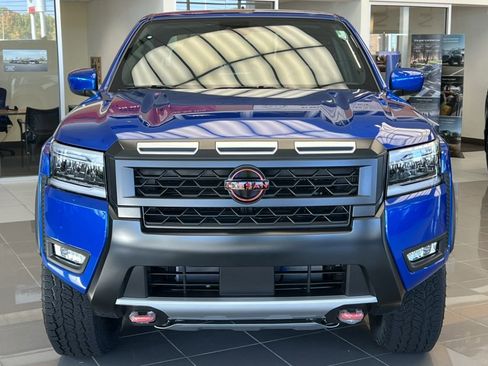 Used 2025 Nissan Frontier PRO-4X image 35