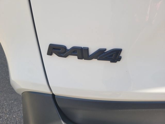 Used 2024 Toyota RAV4 XLE w/ Convenience Package AWD/4WD image 7