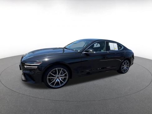 Used 2025 Genesis G70 2.5T RWD image 8