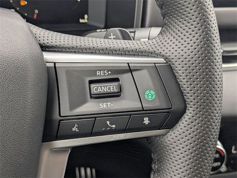 New 2025 Mitsubishi Outlander SEL image 25