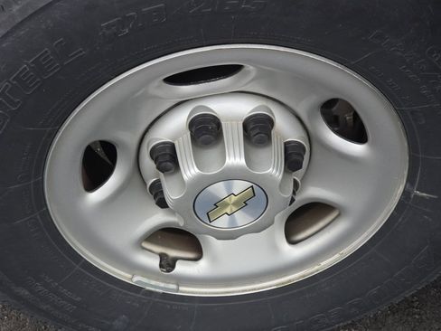 Certified 2023 Chevrolet Express 3500 LS image 32