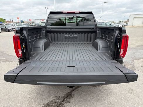 New 2026 GMC Sierra 1500 SLT w/ SLT Premium Plus Package image 24