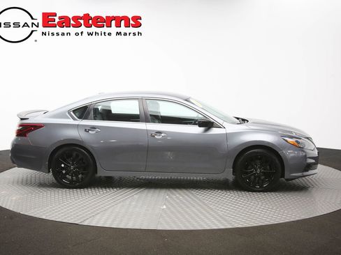Used 2018 Nissan Altima 2.5 SR w/ SR Midnight Edition image 45