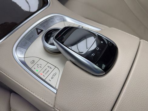 Used 2015 Mercedes-Benz S 550 Sedan w/ Sport Package w/ Sport Package image 30