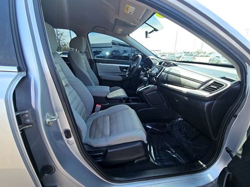 Used 2017 Honda CR-V LX image 11