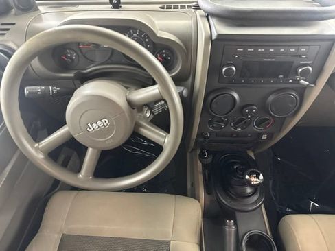 Used 2009 Jeep Wrangler Unlimited X AWD/4WD image 27