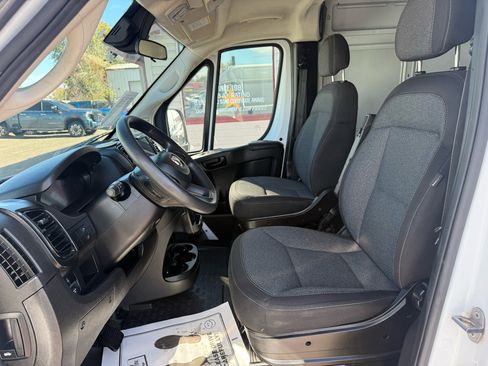 Used 2023 RAM ProMaster 2500 image 11