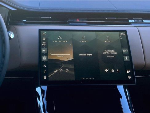 New 2025 Land Rover Range Rover Sport SE image 6