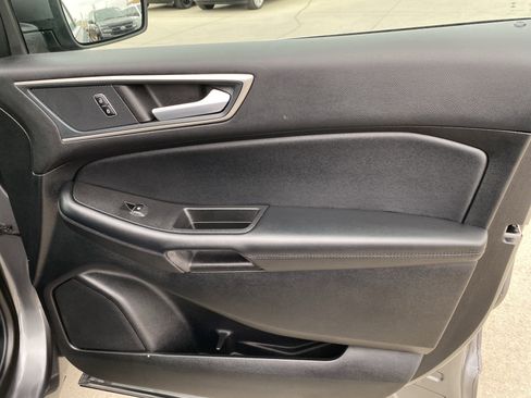 Used 2024 Ford Edge SEL w/ Convenience Package image 15