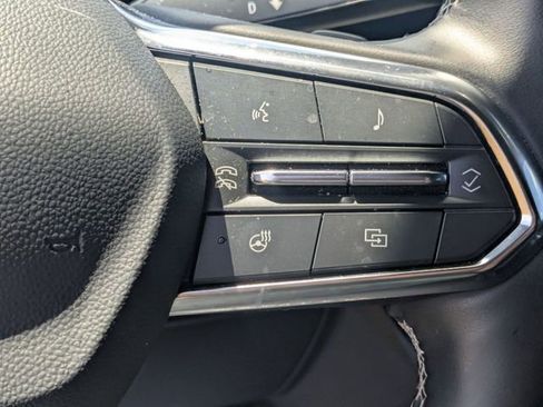Used 2025 Chevrolet Traverse LT AWD/4WD image 15