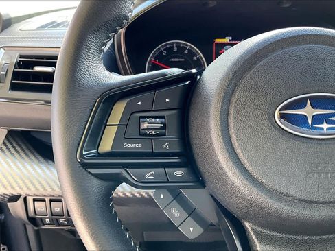 Used 2022 Subaru Ascent Onyx Edition image 18