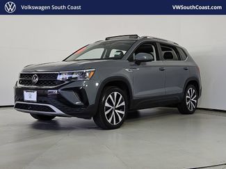 Certified 2023 Volkswagen Taos SE w/ Panoramic Sunroof Package FWD video 1