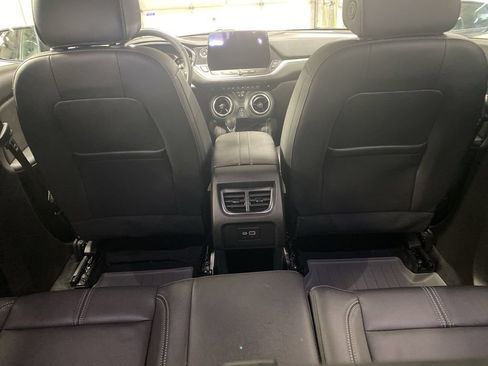 Used 2023 Chevrolet Blazer LT AWD/4WD image 16